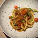 325844056 - キタッラは、パスタ自体が美味しい！
                        そこへ、深みのあるイベリコに、単調にならない発酵パプリカのアクセント。絶品です。