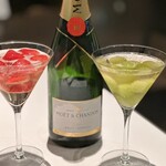 THE COSMOPOLITAN GRILL BAR TERRACE - 