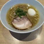 しおらーめん進化 2nd - 鶏の出汁と鶏の卵