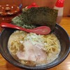 炊き出し豚骨ラーメン 脇や