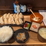 肉汁餃子のダンダダン - 