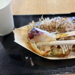 だるま堂 - タコは大きめ