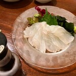 ブラーノブラーノ センター南バル - 昆布〆　クエの刺身　1,210円