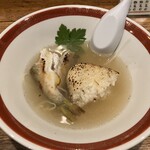 鮎ラーメン - ラスト焼きおにをスープの中に！