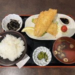 酒とさかな うなり - アジフライ定食¥1,100
