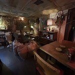 日方珈琲焙煎所 by CAFE SQUARE - 店内❗️