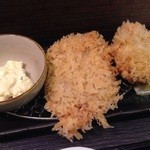 成蔵 - 左から、タルタル、ヒレ、カキフライ。