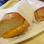 DOUTOR COFFEE - ホットサンド・ツナチェダーチーズ　３５０円
