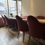 長者町 焼肉 輪心 - カウンターにて