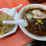 権ちゃんラーメン - 