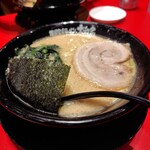 横浜家系ラーメン 大和家 - 料理写真: