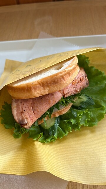 石窯パン工房ミッシェル 花巻本店｜手作り石窯パンとカフェメニュー