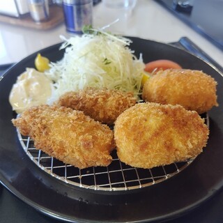 カントリークラブ ザ・レイクス レストラン_0