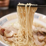 いなや。 - 麺リフトアップ