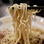 いなや。 - 麺リフトアップ