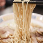 いなや。 - 麺リフトアップ