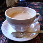 ティーハウス サラ - ドリンク写真:ロイヤルミルクティー