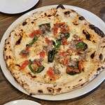pizzeria pieno - ピエノ