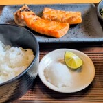 炭火焼ひもの食堂 いの伸 - 