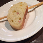 オステリア・オリエーラ - パン