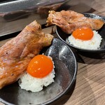 黒毛和牛焼肉 白か黒 - 