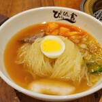 ぴょんぴょん舎  - 