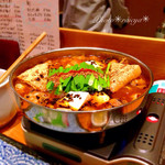 Motsunabe Ukkari - 辛みそ炙りモツ鍋
                        モツが ﾄﾛﾄﾛで 甘くて美味しいです。
                        (*˙︶˙*)☆*°