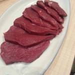 モツの朝立ち - はつ刺し