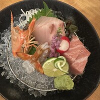 倉敷個室居酒屋 藤と川蝉 - 刺身盛り合わせ
