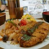 洋食の店　ぺいざん - セット③番（グリルチキン＆メンチカツ）￥1,080　ホリゾンタルアングル