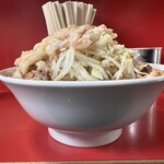ラーメン二郎 三田本店 - ヨコ撮り