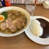 インディアン - 焼豚そば（3枚入）と半カレー