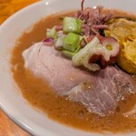 麺武者 - こんなに手の込んだ冷やしは滅多に食べられない