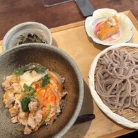 自家製粉石臼挽きうどん 青空blue 本店 - 