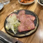 黒毛和牛ホルモン大衆焼肉しんすけ 練馬店 - 