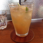 羽歩 - ジンジャーエールは必ず飲みます。