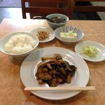 一番飯店 - 今日のランチ：ナスと豚肉のオイスターソース炒め