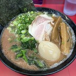 横浜家系ラーメン 宮里家 - 