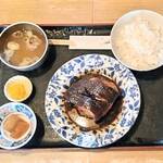 丸や - 銀ダラの煮付け定食