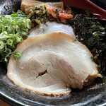 ラーメン シェルター - 料理写真: