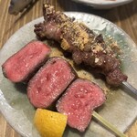 焼鳥ホルモン 炭焼き0式 - 