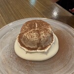 焼鳥ホルモン 炭焼き0式 - 