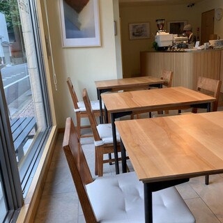 JÉRÔME KISSA CAFÉ_2