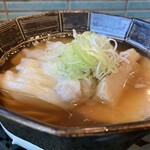 古民家ヌードゥル 黒揚羽森住 - 醤油らぁ麺　　　1000円
      雲呑（2個）　　　300円