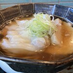 古民家ヌードゥル 黒揚羽森住 - 醤油らぁ麺　　　1000円
      雲呑（2個）　　　300円