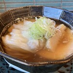 古民家ヌードゥル 黒揚羽森住 - 醤油らぁ麺　　　1000円
      雲呑（2個）　　　300円