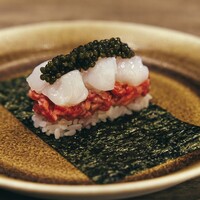 和牛とボタン海老の手巻き