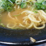 ラーメンKAZU - 麺とスープ