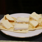 Sakesakanaomata - チーズの盛り合わせ