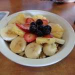 Eggs 'n Things - HawAcaiBowl　7.45㌦　